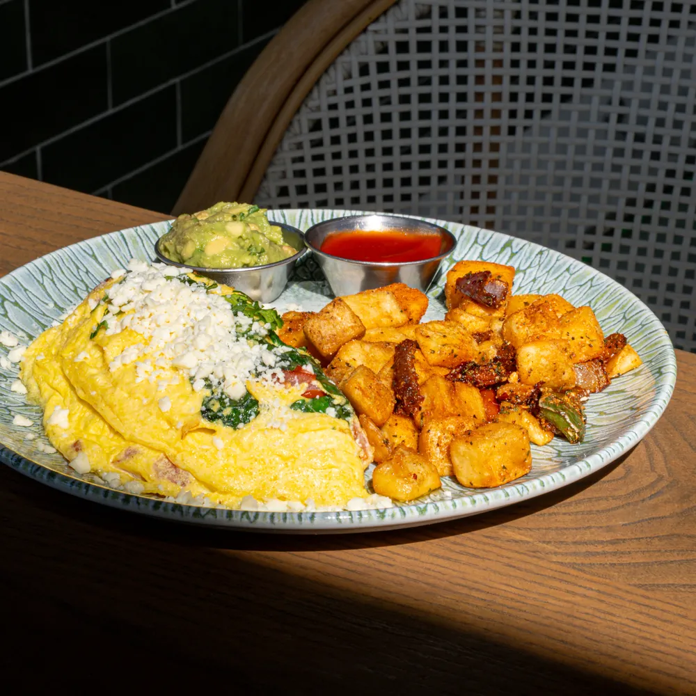 Chillafornia omelette with guacamole and potatoes